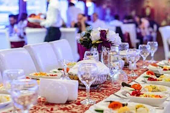 dinner-cruise-bosphorus-tours-istanbul-750×375